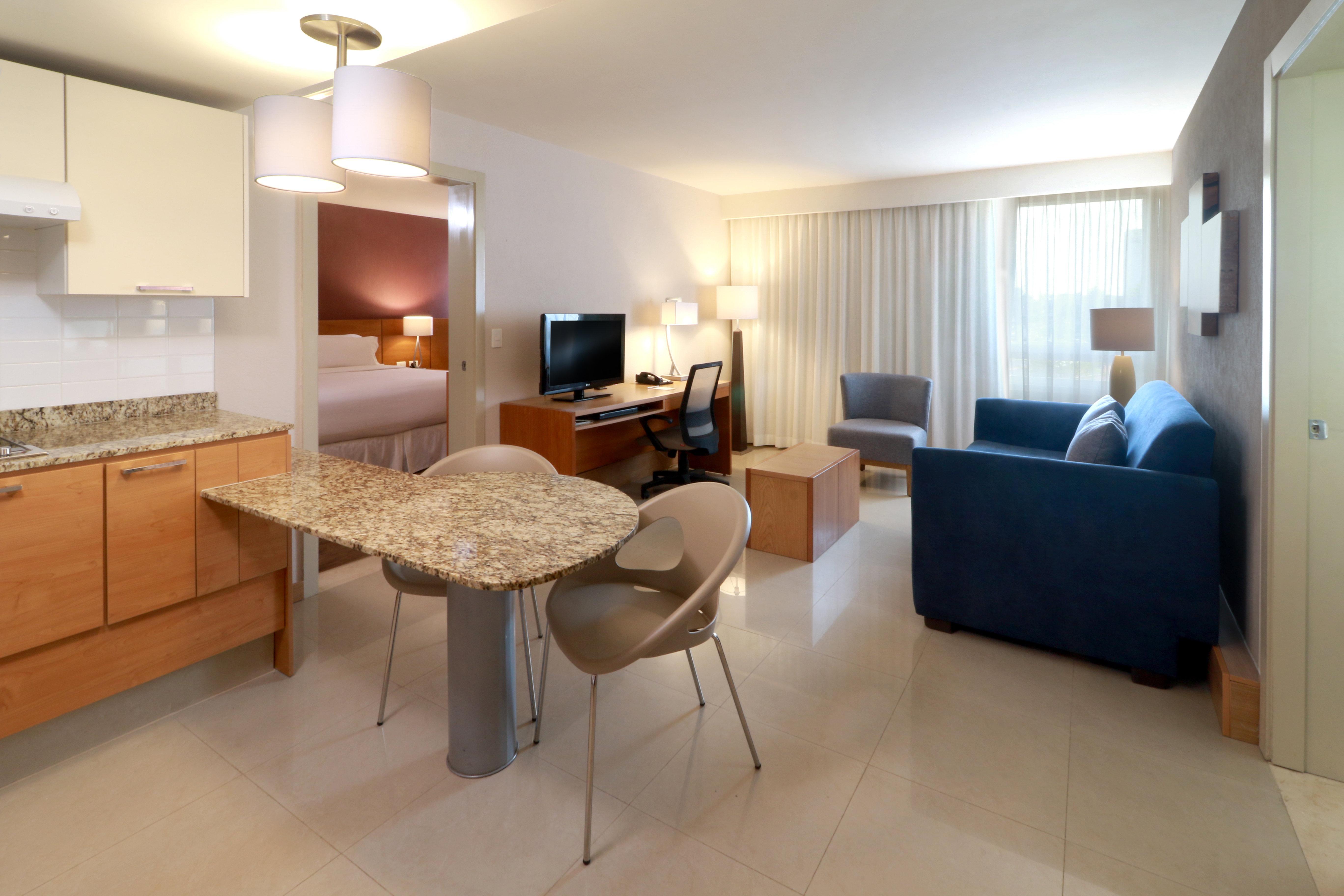 Staybridge Suites Guadalajara Expo By Ihg Zapopan Exterior foto